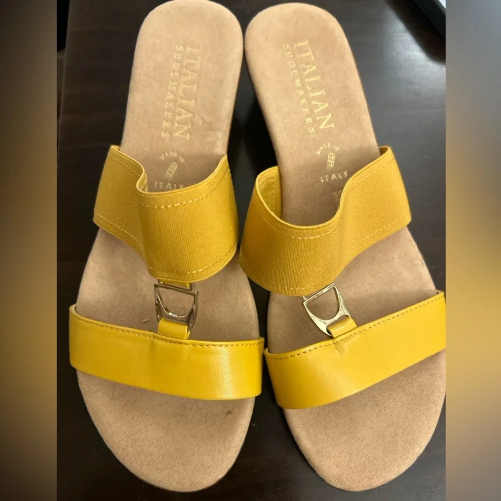 Women’s Size 10 Italian Shoemakers Sandals - Picture 1 of 5